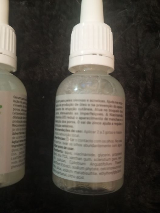 Pack de 2 Séruns SOFT&CO Glow Anti-Imperfeições (30 ml)