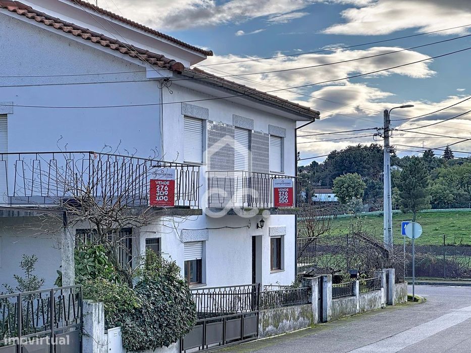Oportunidade de Investimento: Moradia com viabilidade para 4 Unidades — Santa Maria Maior, Vila Real