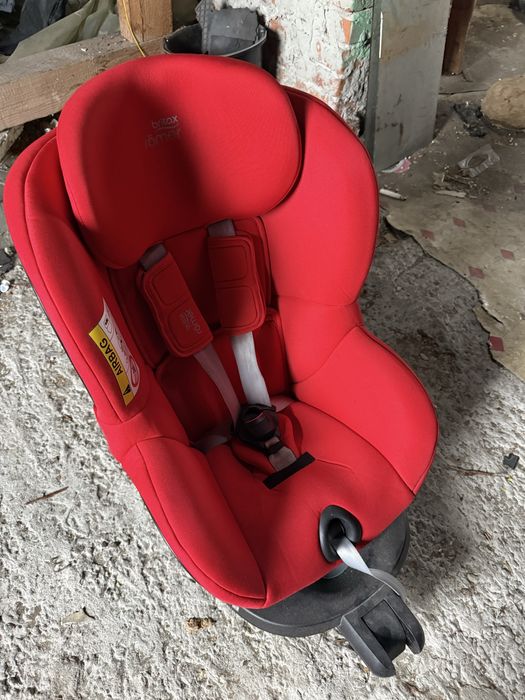 Britax romer dualfix ISOFIX do 18kg 8*