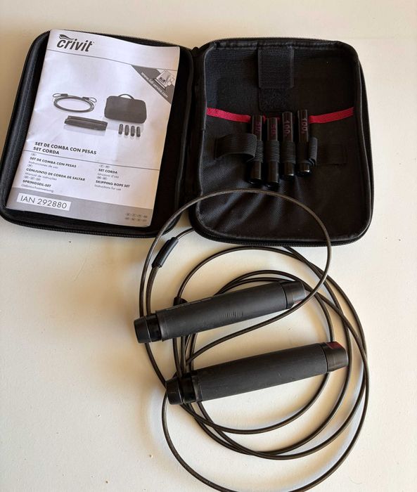 Conjunto Corda de Saltar com Pesos Amovíveis Crivit + Estojo (Fitness/Boxe)