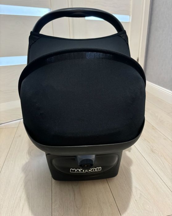 Дитяче автокрісло Maxi-Cosi Cabriofix 0+