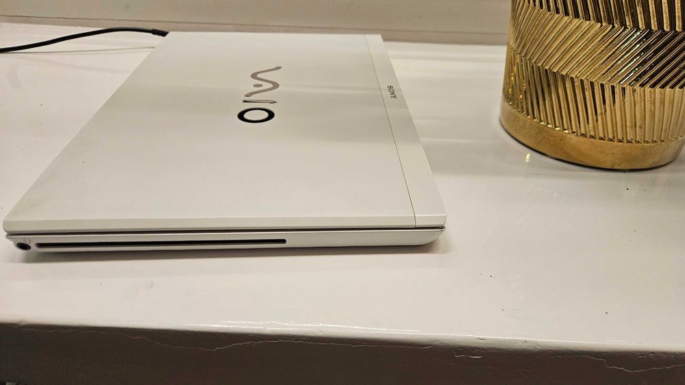 Laptop Sony Vaio SVS1312G3EW SSD 256GB WIN 10