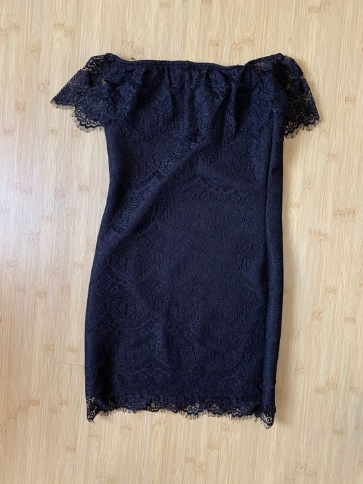 Сукня чорного кольору