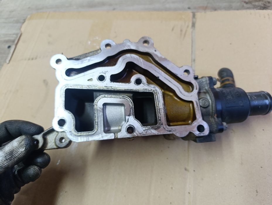 Корпус термостат 1.4 1.6 1.8 2.0 Renault Scenic Megane Kangoo Daster