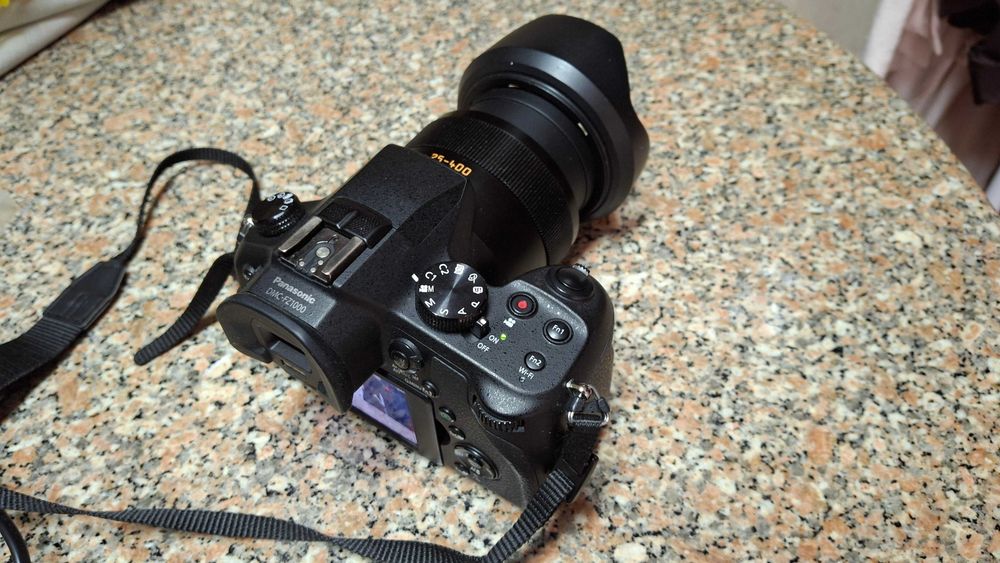 Máquina fotográfica Panasonic. COMO NOVA!