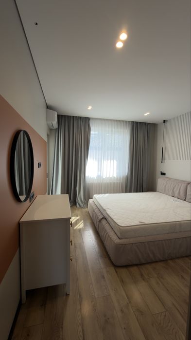 Оренда котеджу в Зубрі