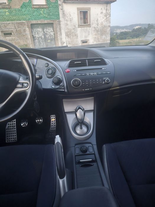 Honda civic impecável