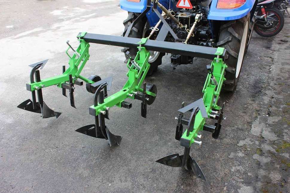 Культиватор окучник міжрядний, прополочный ежи, їжаки Bomet пропашной