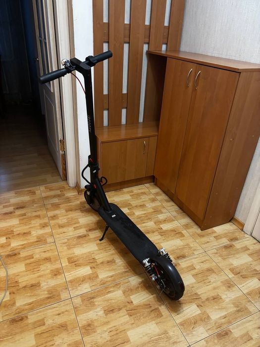 Продам електросамокат