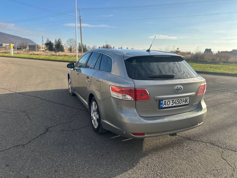 Toyota Avensis 2.2Dizel
