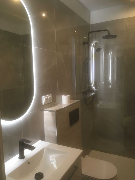 Remont , wykańczanie wnętrz  , szpachlowanie , malowanie , łazienki