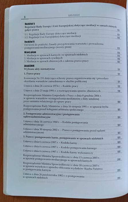 Anna Kalisz, Adam Zienkiewicz "Mediacja sądowa i pozasądowa. Zarys wykładu"