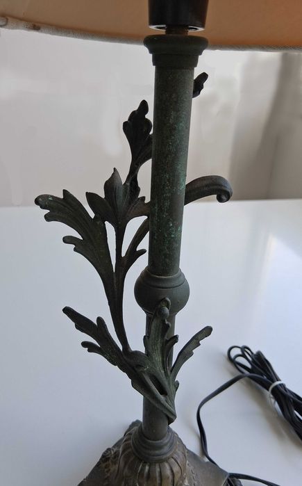 Candeeiro de mesa Arte Nova