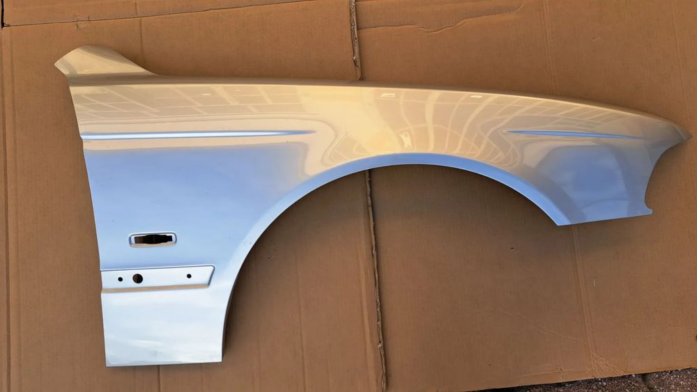 BŁOTNIK BMW E39 titansilber metalic 345 przód prawy