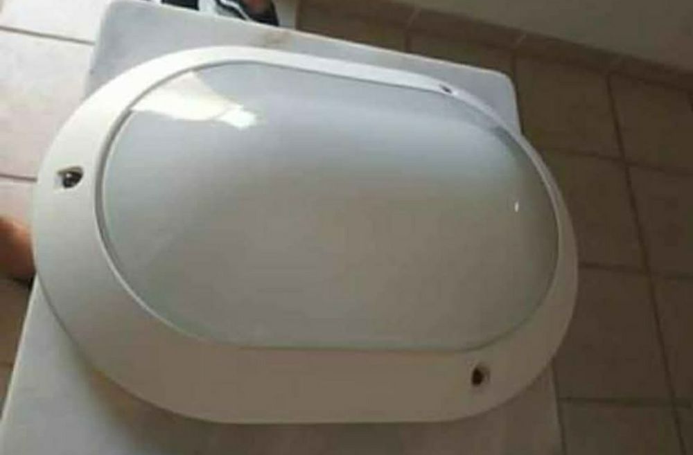 Lampada de exterior ou interior
Para jardim
Quintal
Hall de entrada
Nu