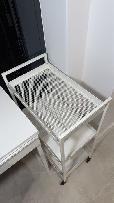 Wózek  biały na kółkach nissafors ikea