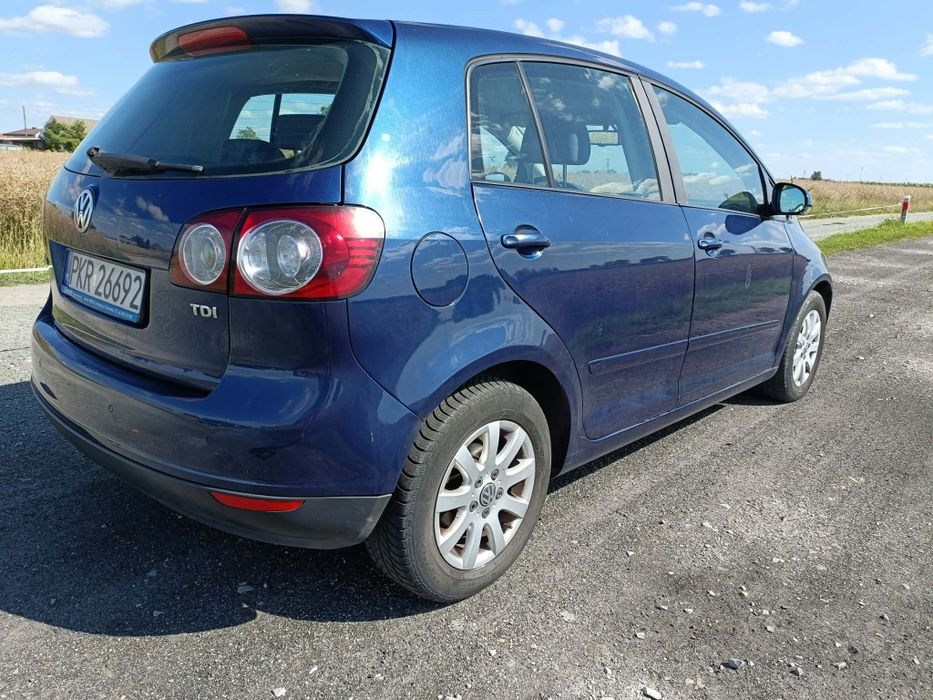 Sprzedam golfa V plus 1.9 TDI kod bkc