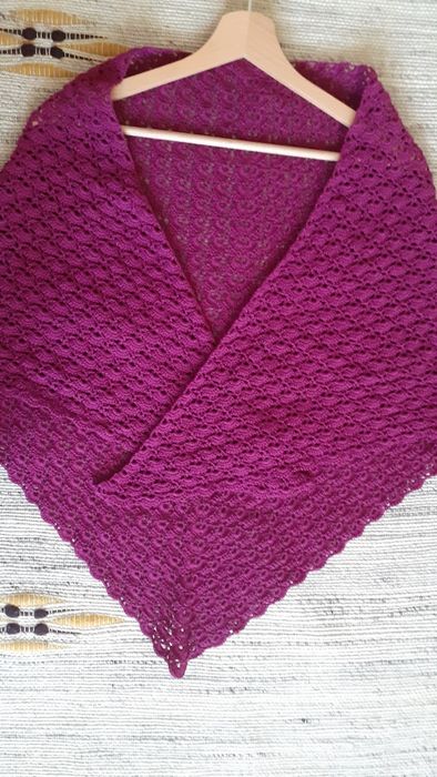 Chusta handmade nowa w kolorze jeżyny