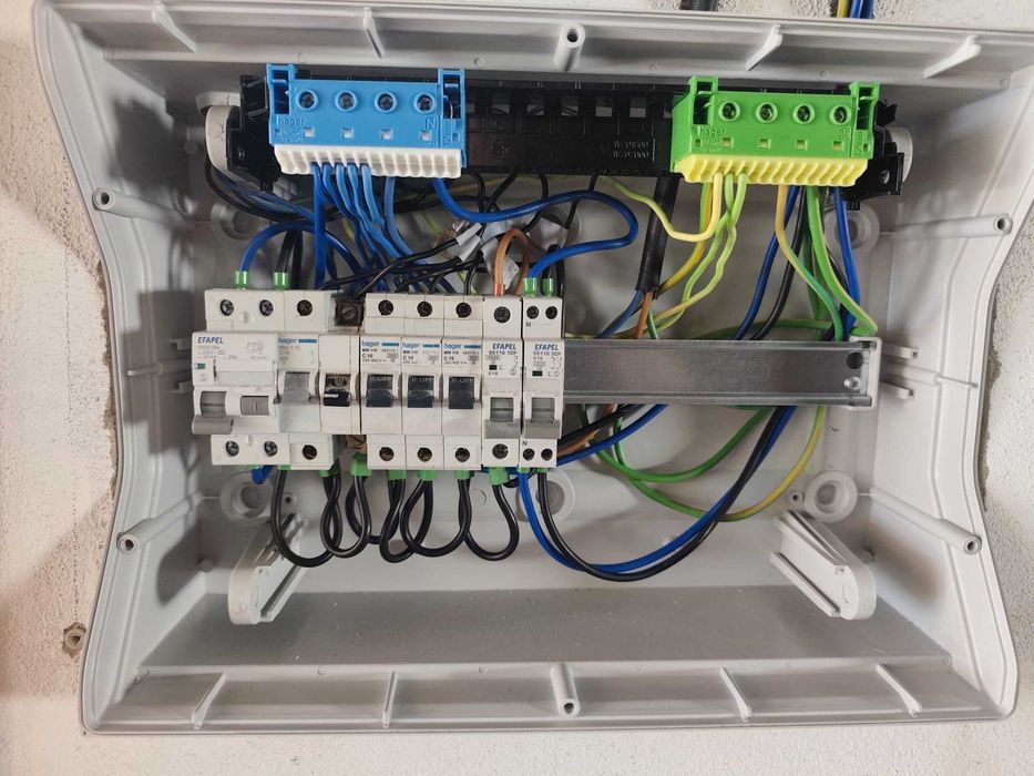 Serviços de Eletricidade Residencial | Reparacoes e Tomadas EV