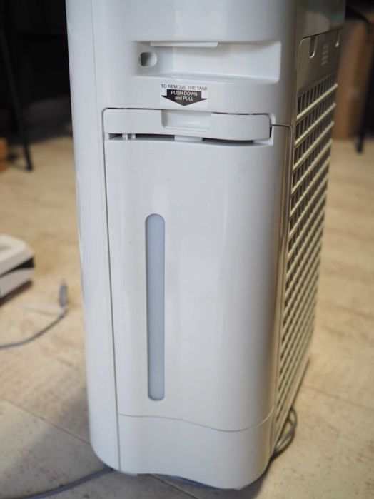 Oczyszczacz powietrza SHARP KC-D50EU-W z nawilżaniem ewaporacyjnym