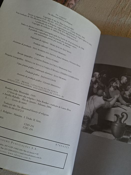 O Livro de Ouro das Religiões