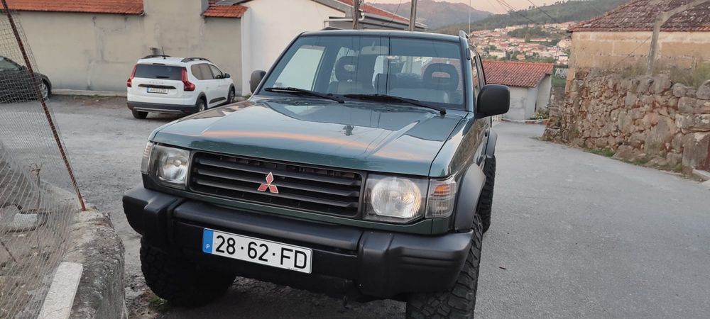 Mitsubishi Pajero 2.5 TD GLX Reservado