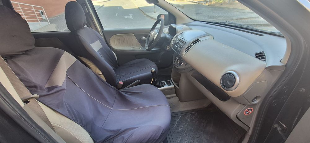 Nissan note 1.4 gasolina impecável 11