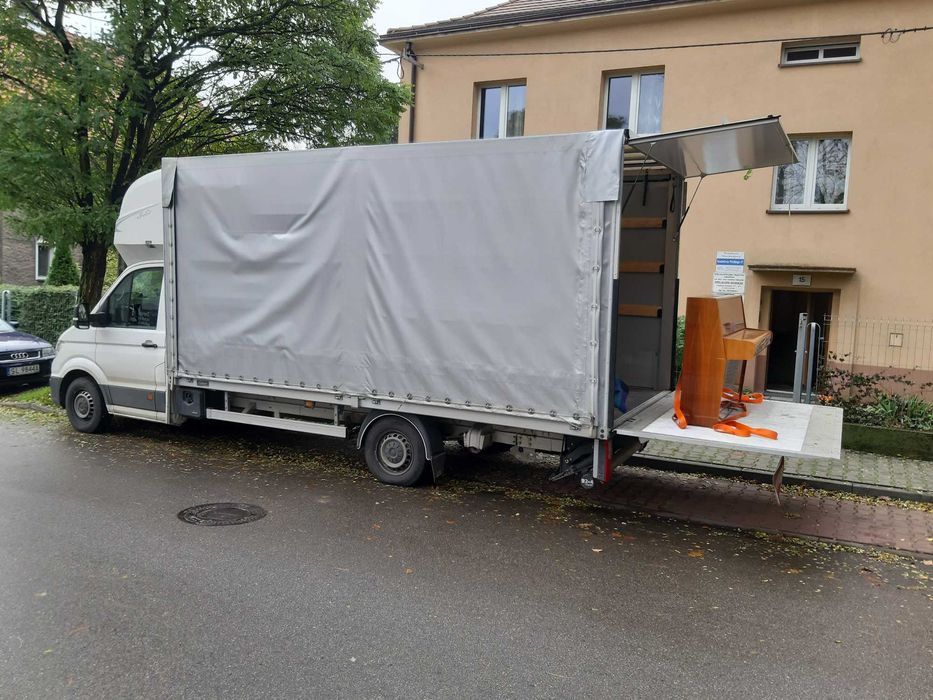 Transport Przeprowadzki Gliwice opróżnianie mieszkań samochody z windą