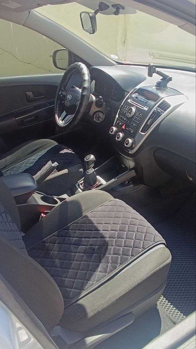 Kia Ceed 2009 VIN U5YHB511AAL202084 фото оголошення 7 з 19