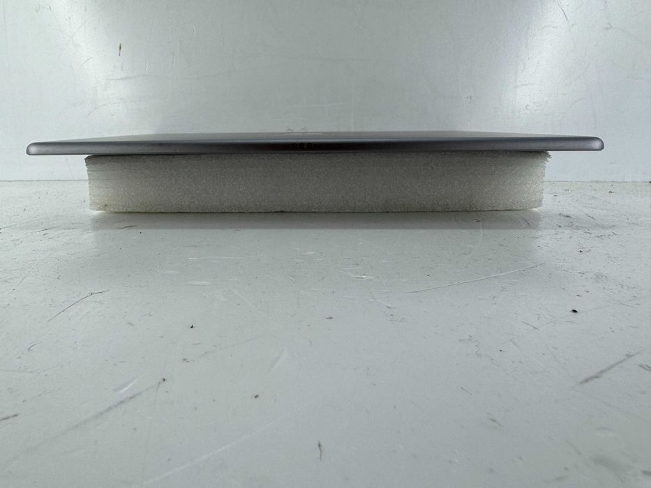 Apple iPad Pro 12.9" Retina Gen 1 A1584 Wifi 256 Gb батарея 100%