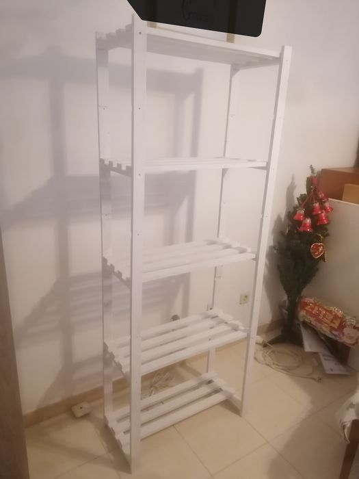 Estante madeira pintada branco