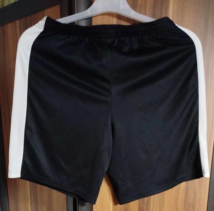 Spodenki krótkie męskie Nike rozmiar M stan idealny