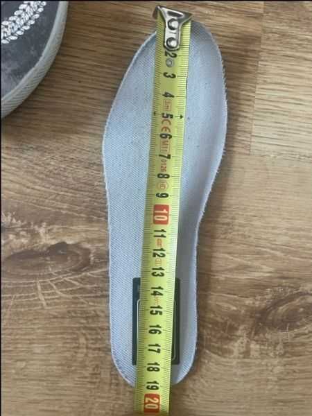 Buty, kapcie r 30 do przedszkola