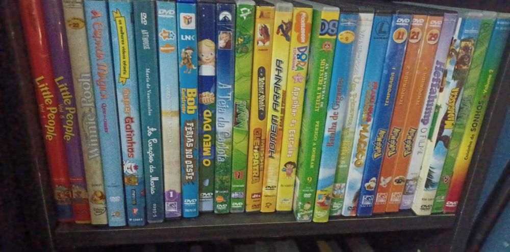 150 dvds filmes + movel
