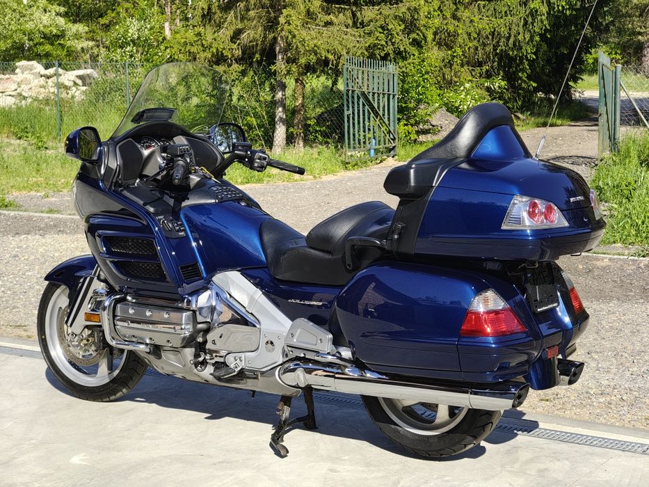 Honda gl1800 gold wing f6b goldwing 1800 ABS navi!
