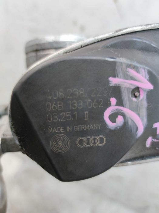 Volkswagen Passat B5 1.6 8V Przepustnica