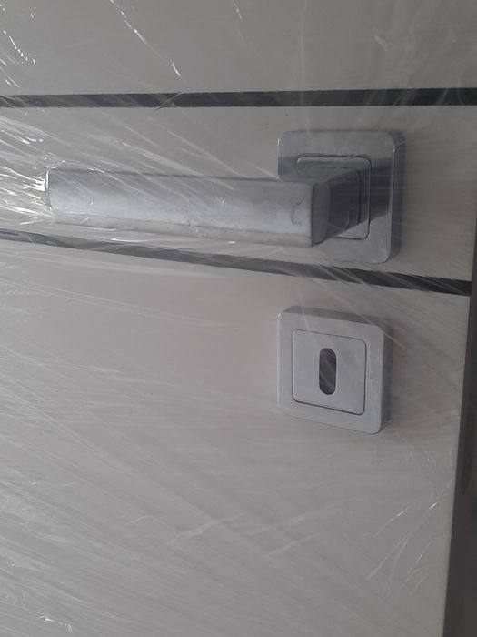 Drzwi Porta białe bezprzylgowe