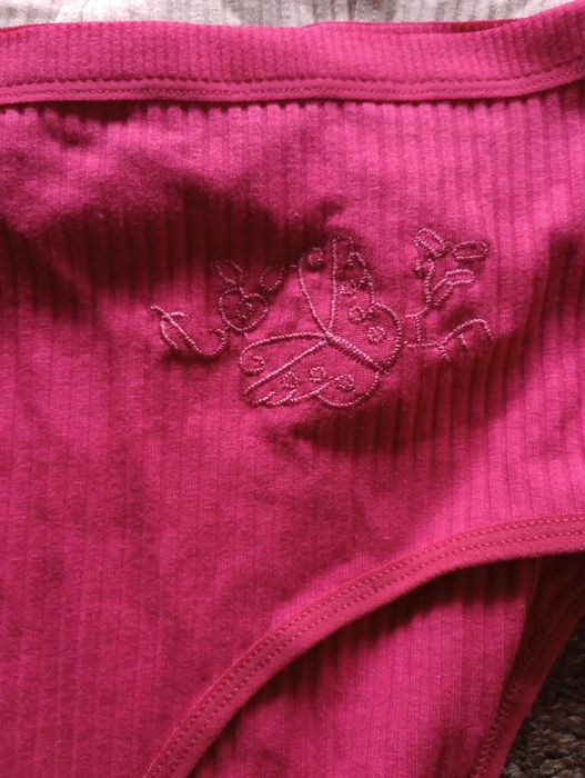 Sprzedam majtki bawełniane damskie