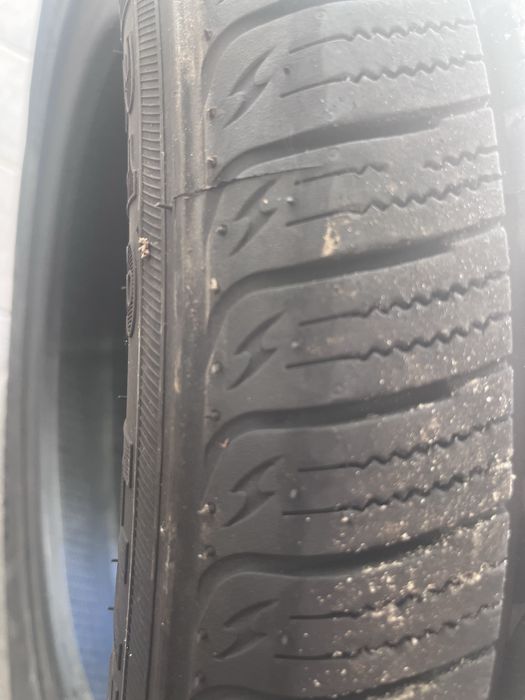 Pneu Goodride 225/55 R18