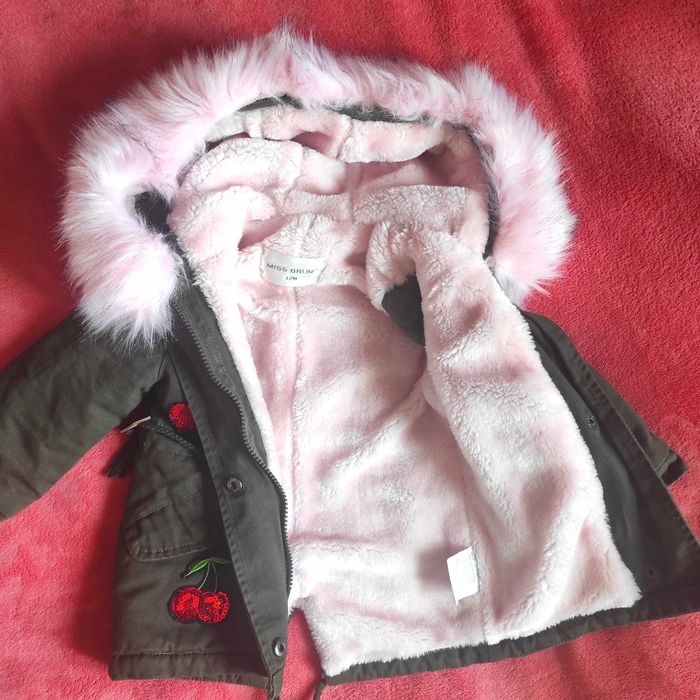 Парка, куртка прохолодна осінь-весна, дуже гарна