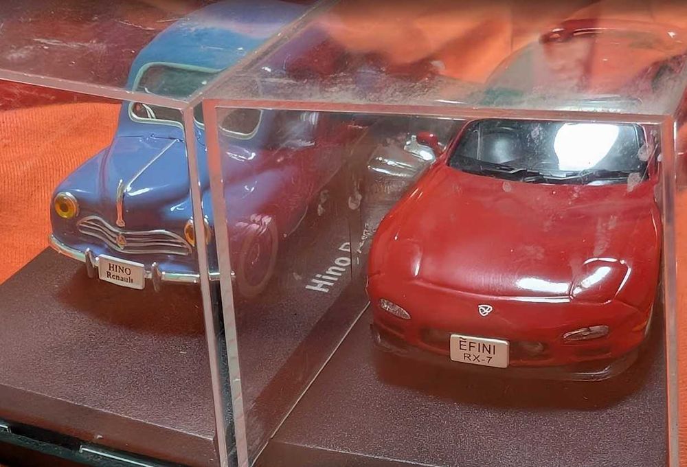 Mazda Efini RX-7 1991  масштаб 1/43+Hino Renault 1957