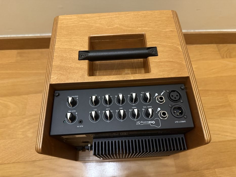 Amplificador guitarra voz Acus ONEFORSTRINGS 5 Natural