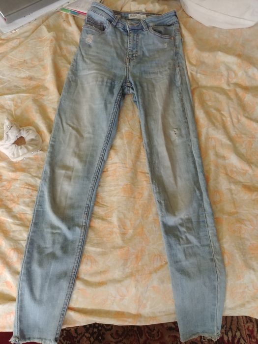 Sprzedam dzinsy Berhka, Stradivarius,Zara