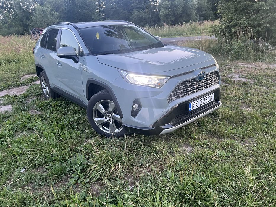 Rav4 v 2.5 hybryda 4/2