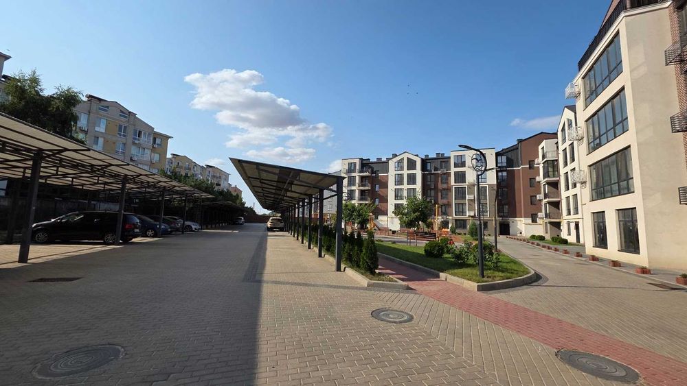 Квартира в Чайка Люкс на Сахарова, висота 5 метрів, Газ, Цегла, Новобудова АК