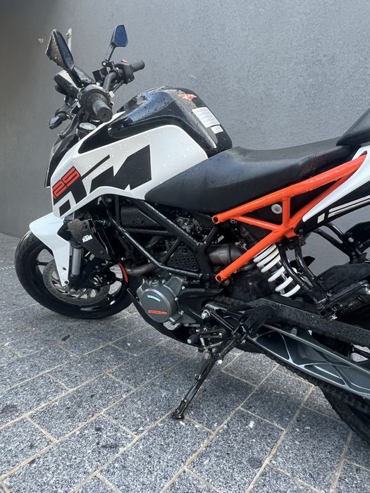 vendo mota ktm duke 125