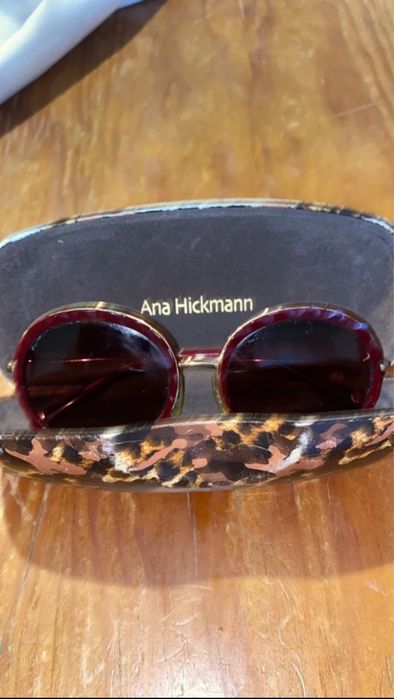 óculos de sol bordeaux, Ana Hickmann