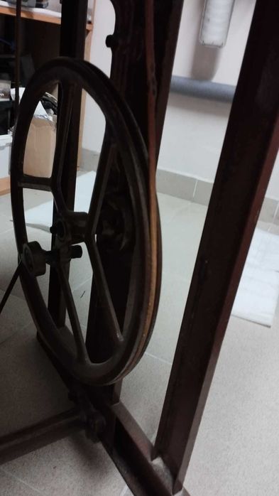 Maszyna do szycia -Łucznik 413