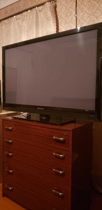 Телевизор Bravis 51" диагональ