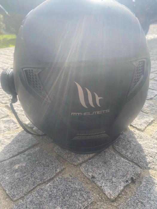 Capacete de Mota mthelmets com intercomunicador